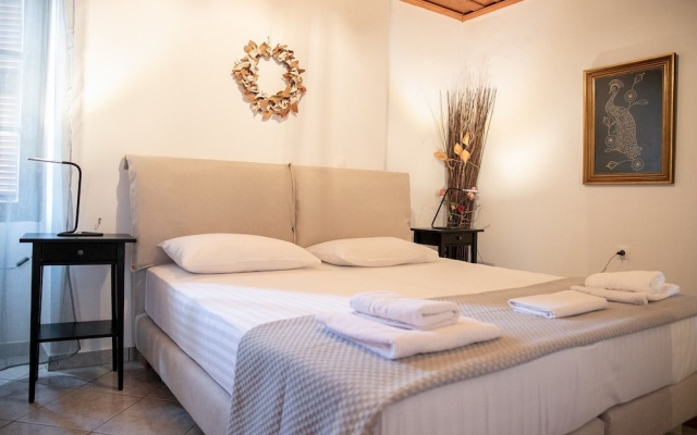 Areopolis Central Apartment