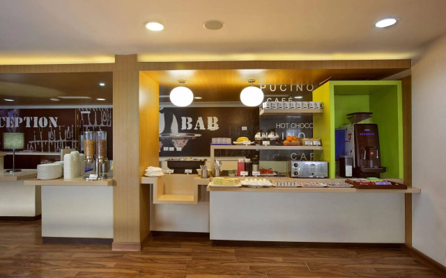 Holiday Inn Express Ahmdabad Prahlad Nagar by IHG