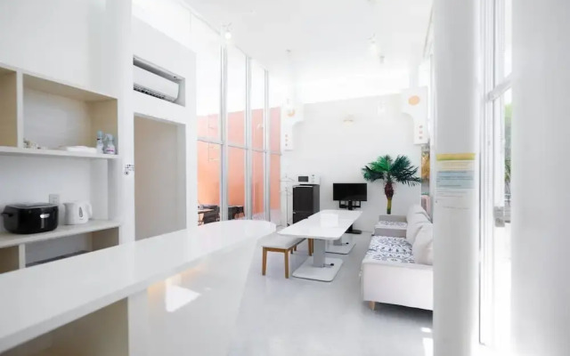 Nirai Beach Villa