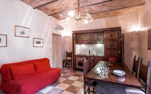Borgo Pio Halldis Apartments