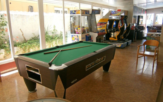Aparthotel Almonsa Platja