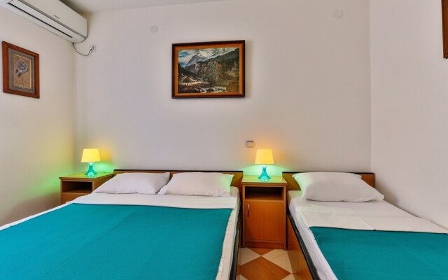 Apartmani Luka - Vila Brzulović