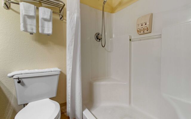 Quality Inn I-81 Exit 23