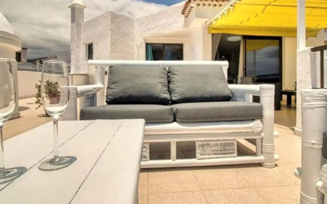 Apartment in Adeje Near Playa Fanabe