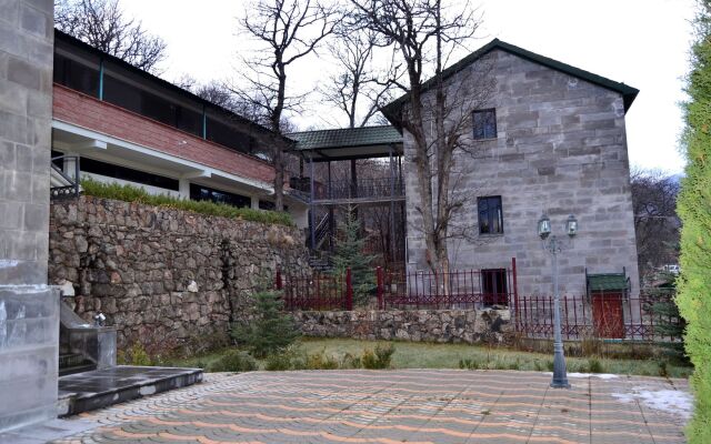 Villadzor Apart Hotel