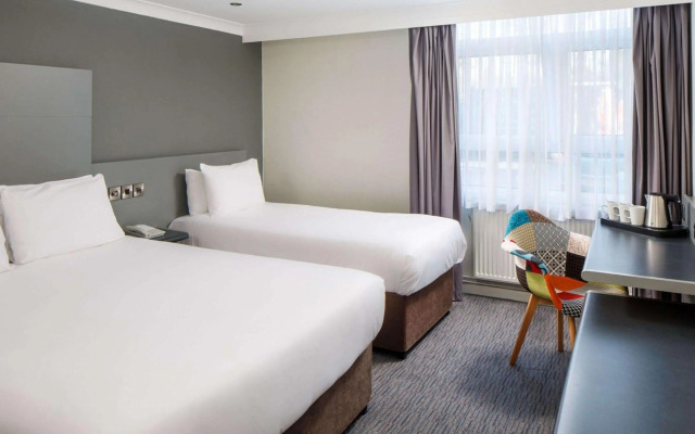 Mercure Chester Abbots Well Hotel