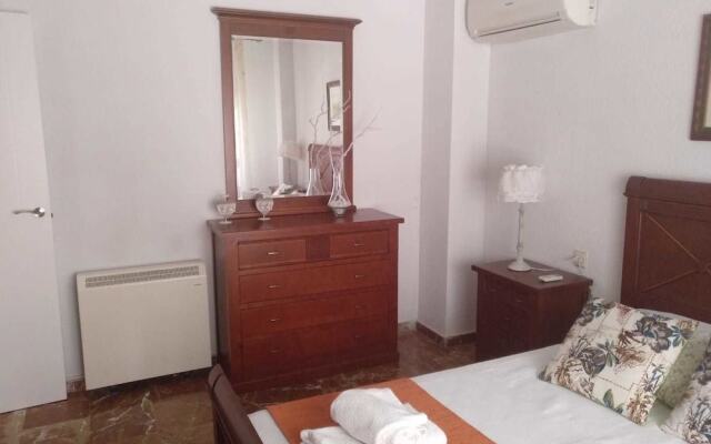 Amplio Apartamento Con Parking Gratuito