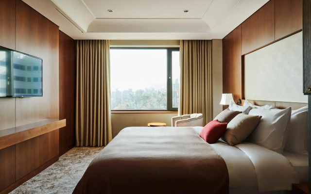 Hotel Hyundai by Lahan Ulsan