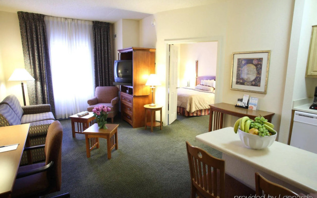 Staybridge Suites Chicago-Oakbrook Terrace by IHG