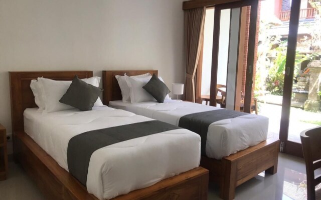 Flamboyant Villa Ubud