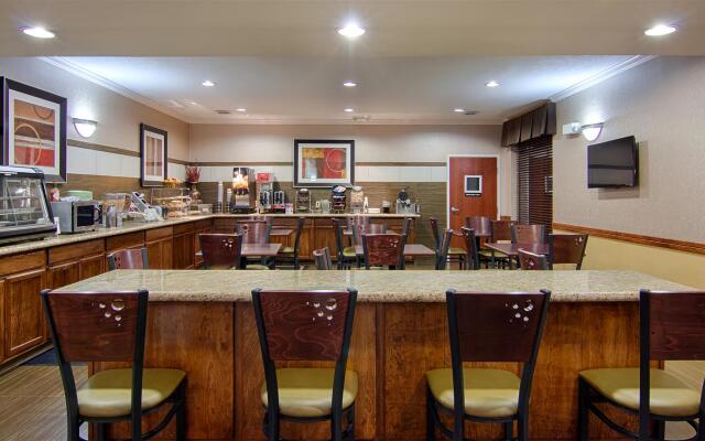 Best Western Dayton Inn & Suites