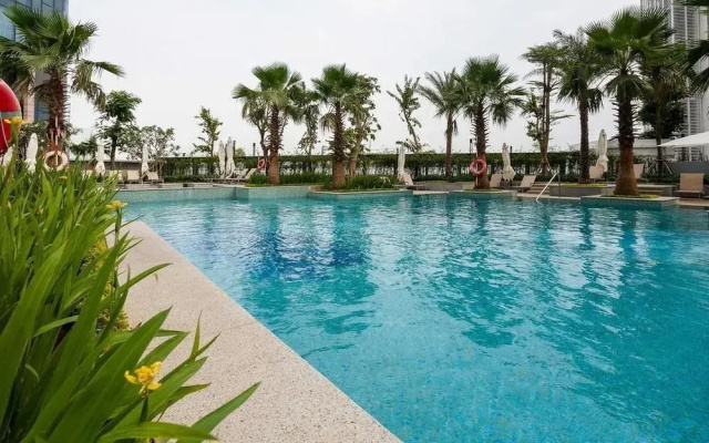 Vinhome Golden River Apartment - M'Homme