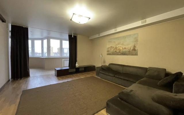 Apartments on Chekhov street 85