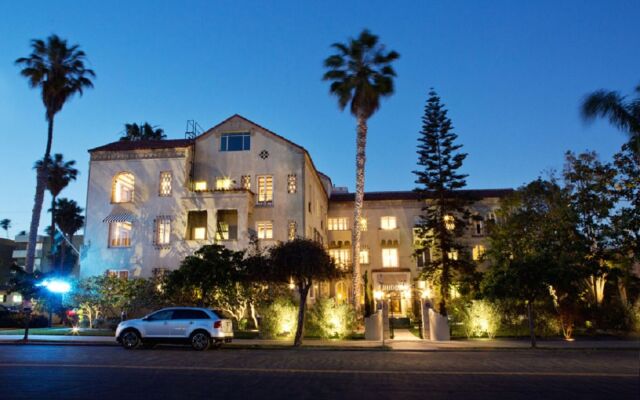 hotelImage