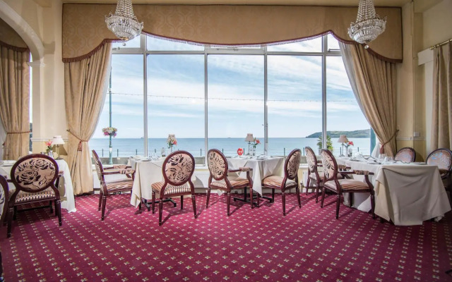 The Queens Hotel