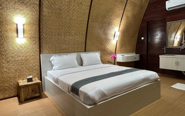 Bayview Beach Resort East Lombok – Guest Rooms – Leper