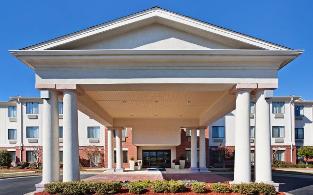 Holiday Inn Express & Suites Reidsville