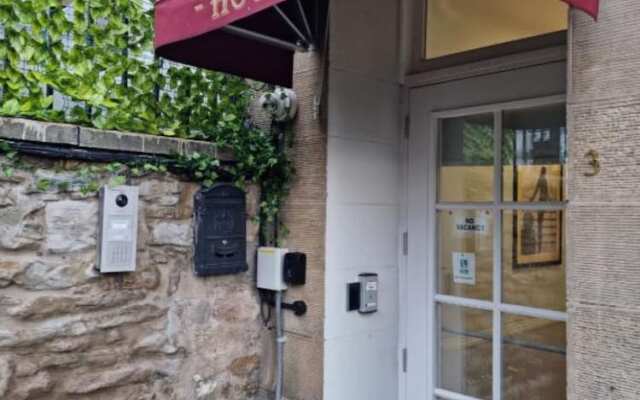Smith Place Hotel