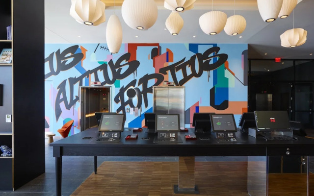 citizenM Boston North Station