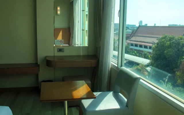 Riverside Bangkok Hotel