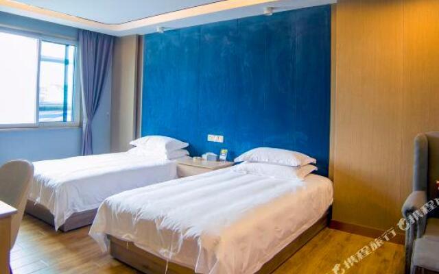Xinrong Hotel