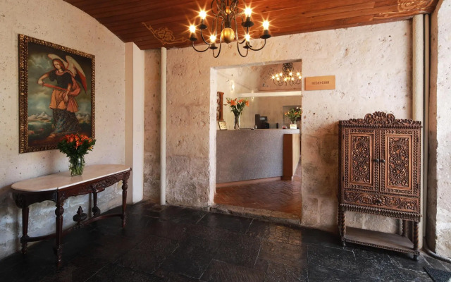 Hotel San Agustin Posada del Monasterio