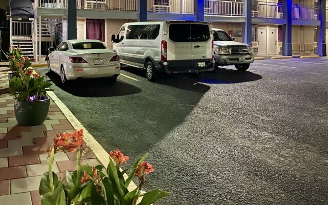Rodeway Inn & Suites