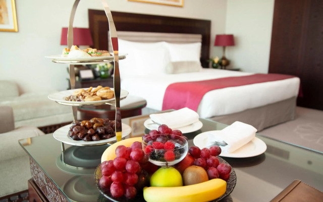 Bab Al Qasr Hotel