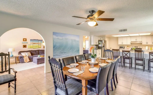 Centrally Located Glendale Home w/ Yard & Grill