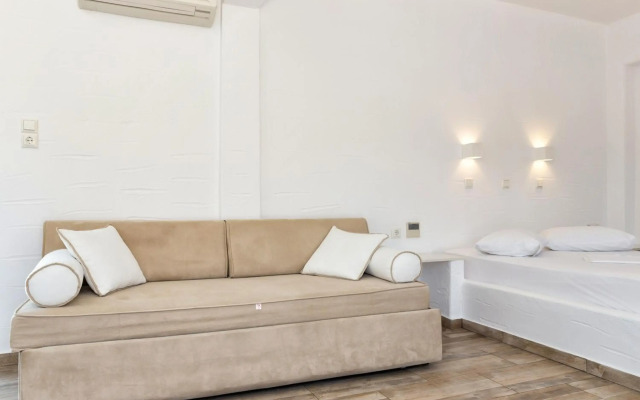 Stratos Studios & Apartments