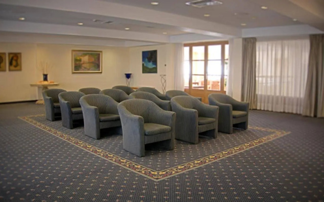 CM Playa del Moro Hotel