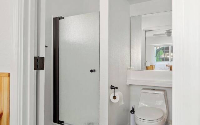 Twin Pines Lodge #2458