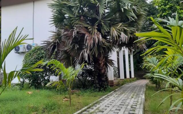 Sarras Guest House