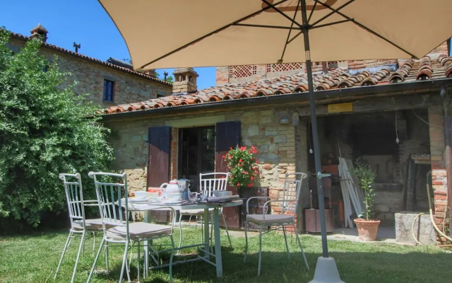 Farmhouse in Umbertide Near Lake Trasimeno