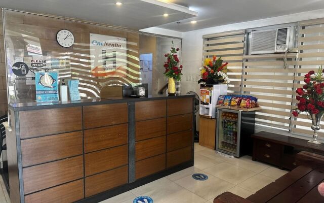 H plus Hotel powered by Cocotel