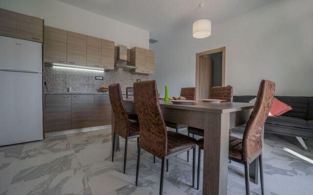 Katsaros Deluxe Apartments