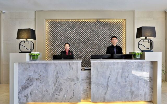 Oriental Hotel