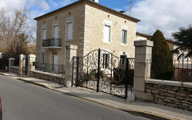 BELLE MAISON avec Piscine privée