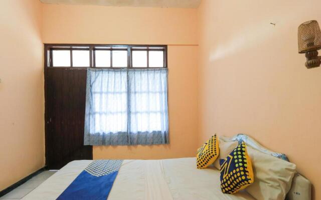 OYO 2465 Hotel Raung View