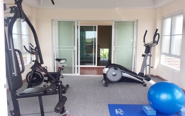 Chaiyapruek Suites