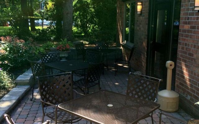 East Avenue Inn Downtown