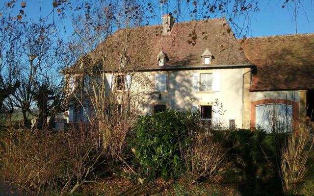 Propriete Familiale Merle Proche Paray Le Monial