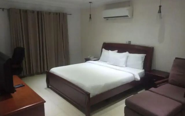 Le Ville Hotel and Suites