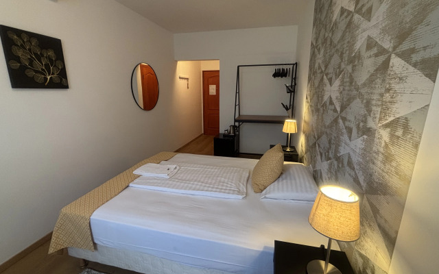 Hotel Gloria Budapest City Center