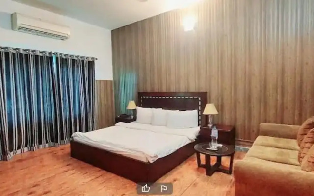 Mulberry Guest House F-10