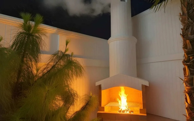 STARLAND Luxury Pool Villa Pattaya 8 Bedrooms