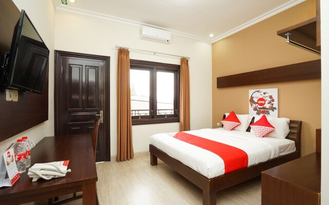 Avila Ketapan Rame Hotel