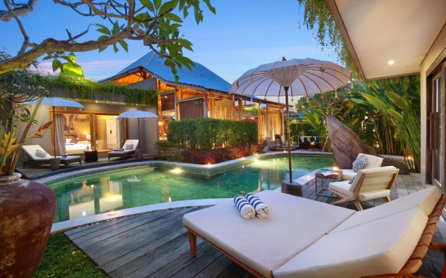 XXL Seminyak Sunset Boutique Villa