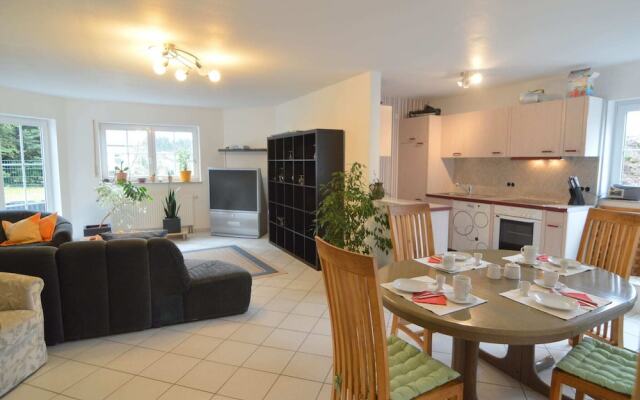 Luxurious Apartment in Ulmen near Lake