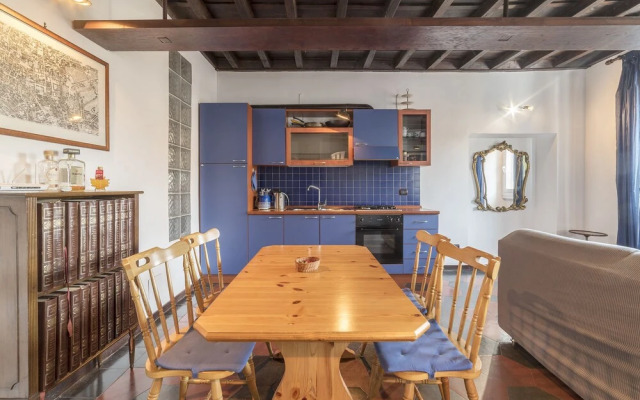 Colosseo Modern Apartment